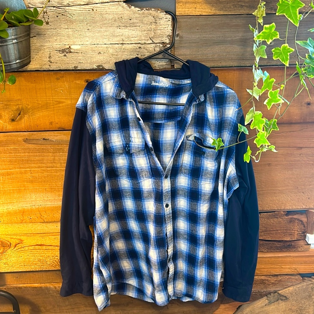 Plaid long sleeve, great condition